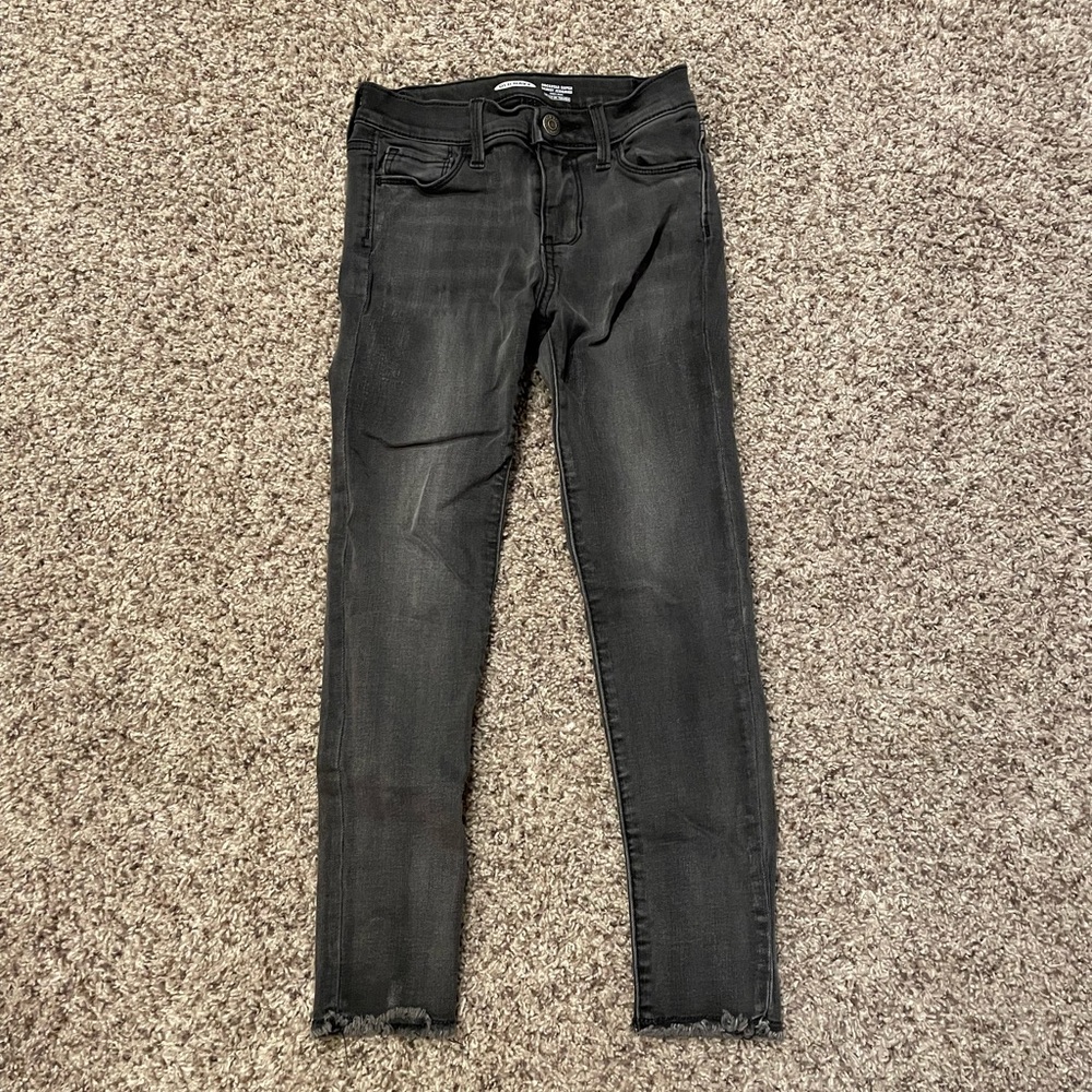 Old Navy Gray super skinny rockstar jeans, girls size 7
